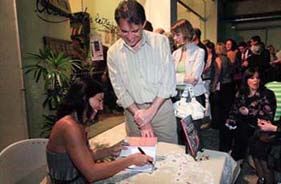 Lançamento dos livros e autógrafos